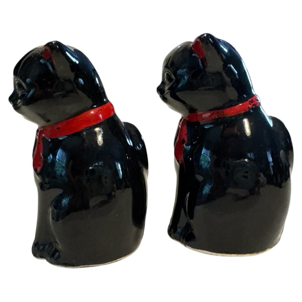 Vintage Lefton Ceramic Cat Salt & Pepper Shakers made in Japan - Picture 2 of 8